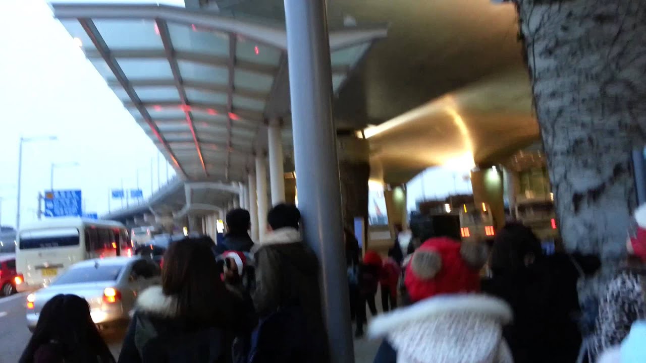 [FANCAM] Nichkhun at Incheon Airport 2012122
