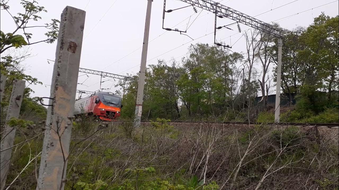 Новый асфальт. Кипарисовая 16 владивосток. Анисимовка приморский край на карте. Станции электричек владивосток. Электропоезд кневичи-владивосток.