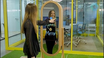 Retro Mirror Booth: Photo Signing & Stamping Feature