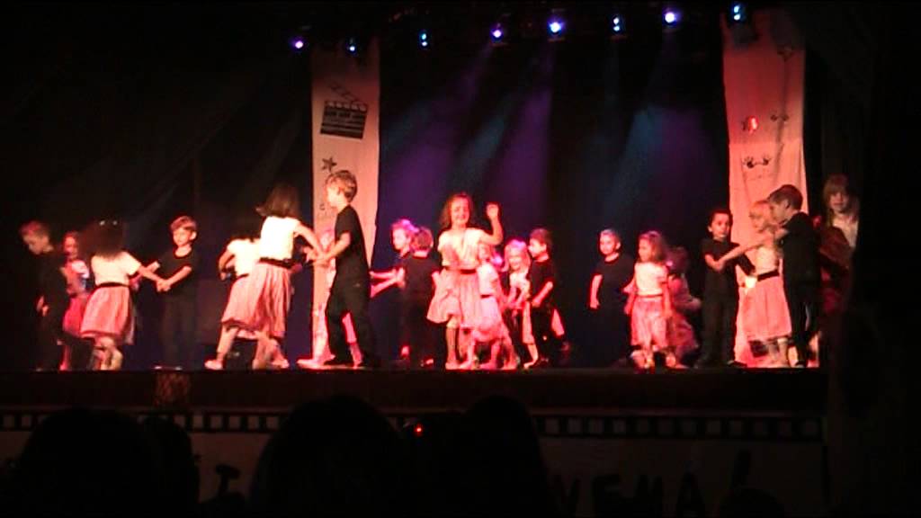 Etan dirty dancing fete ecole