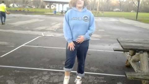 Learning The Parkour Roll From A Beginner