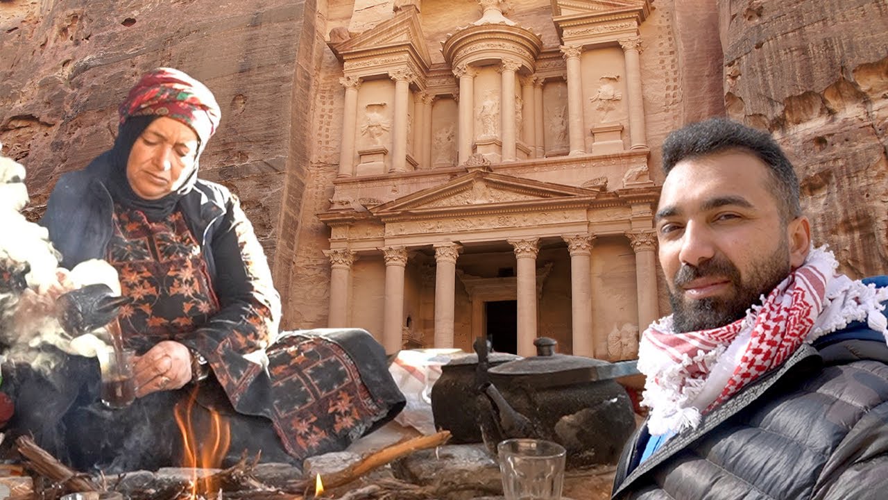 سيدة مصرية تعيش في كهف مدينة البتراء منذ ٤٥ عاما