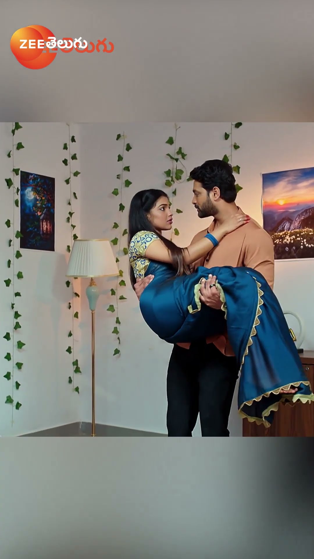 #Jabilli Kosam Aakashamalle #Shorts #Zee Telugu #Entertainment #Family Drama