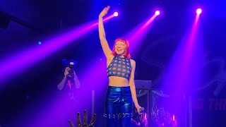 Sophie and the Giants - We Own The Night LIVE • Milano [01/12/22] 4K