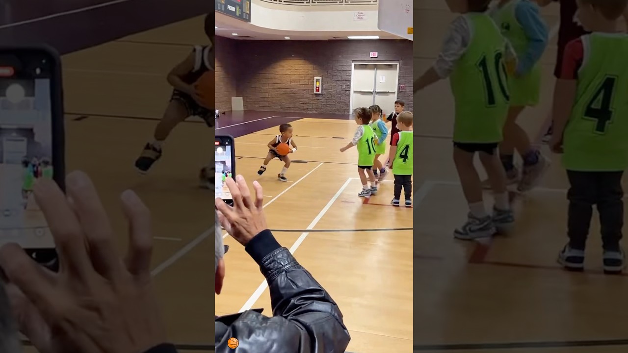 The pure chaos of children’s basketball 🤣