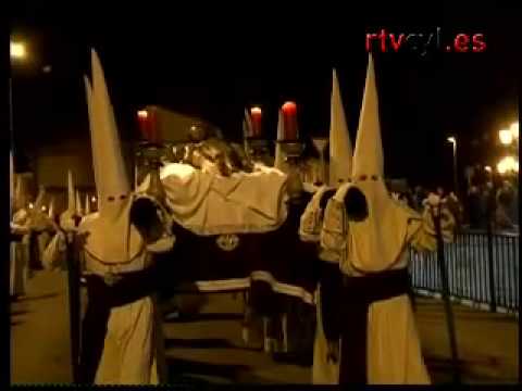 Procesión de la Penitente Hermandad de Jesús Yacente