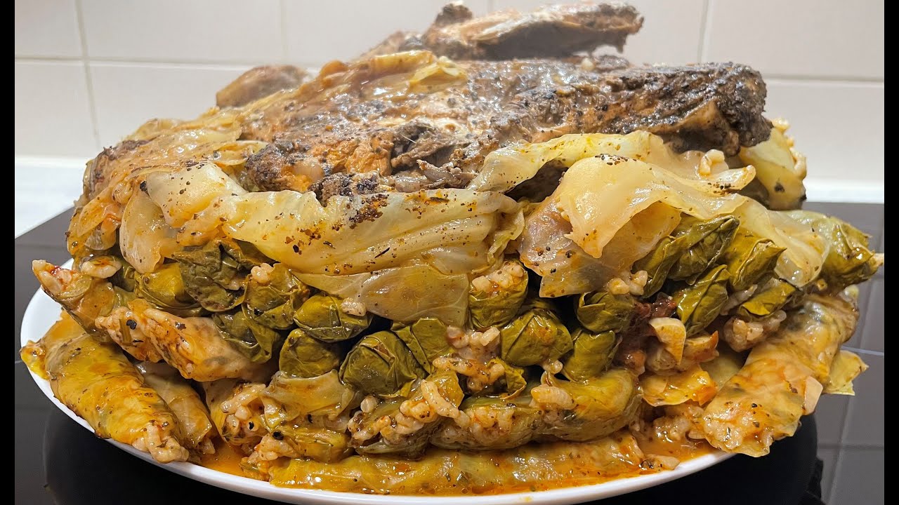 Gefüllte Kohlblätter und Weinblätter mit Reis- Rojins kitchen