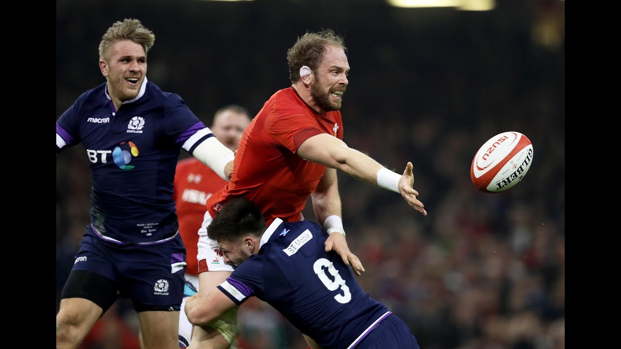 Wales pack show incredible passing skills!  | NatWest 6 Nations