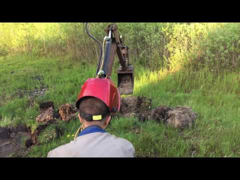 Homemade excavator 1.0 and its operation