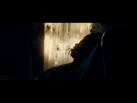 Vermin, La Plaga (Vermines) (Infested) (スパイダー 増殖) (S.Vanicek, 2023) - Trailer Castellano HD 1080p.