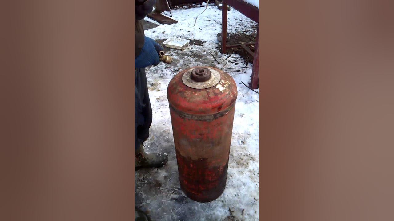 дымогенератор из фреонового баллона. емкость для воды из пропанового баллона. газовый баллон. кран на газовый баллон. слить конденсат из газового баллона.