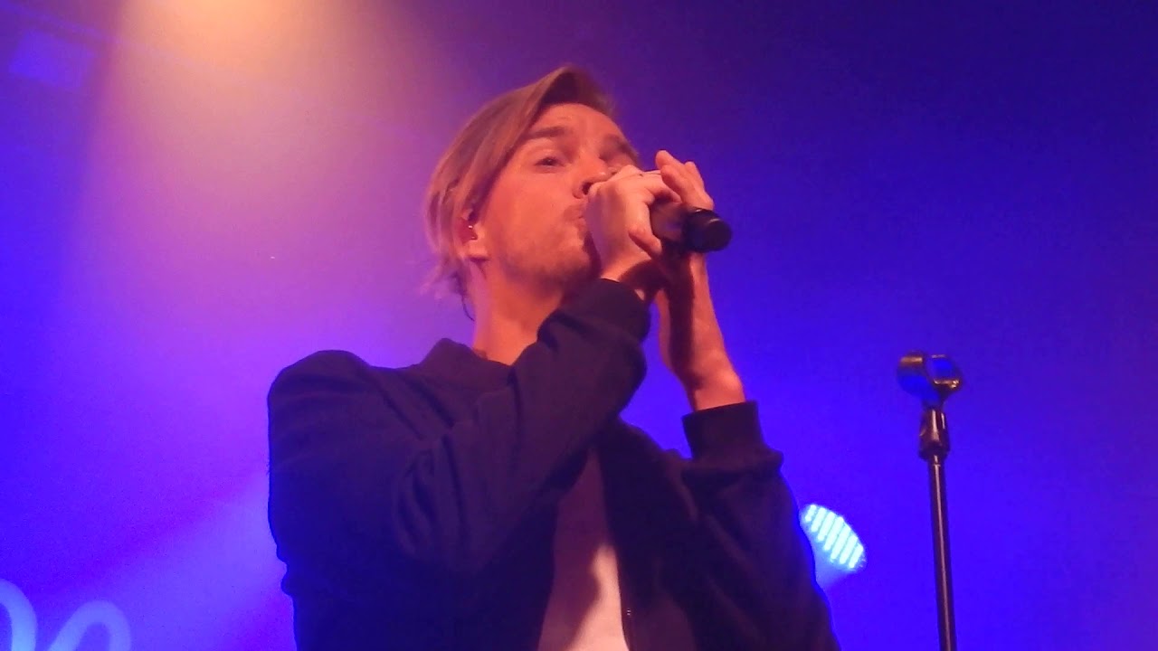 La nuit tombe (Artéfact) - Thierry Amiel