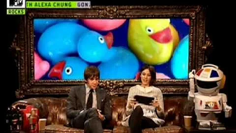 Gonzo : Alexa Chung meets Miles Kane