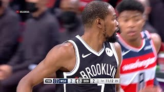 Kevin Durant gets his first bucket in a Nets uniform 👀