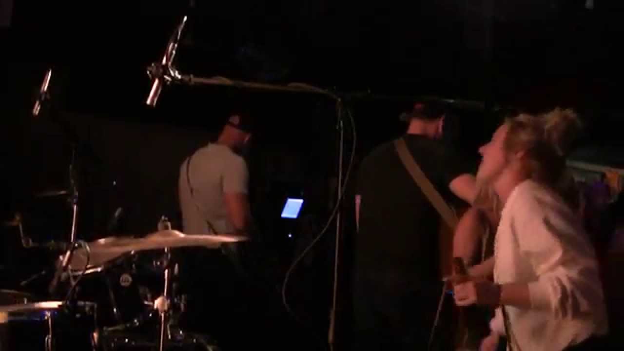 Bad Saddle - Wagon Wheel (cover)