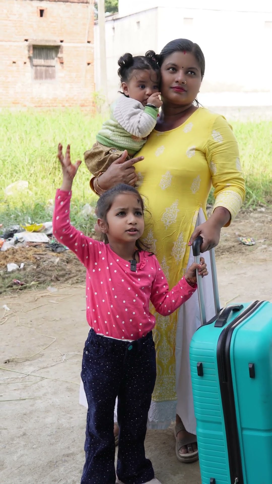 Mama ne bhaga diya maha ko ?