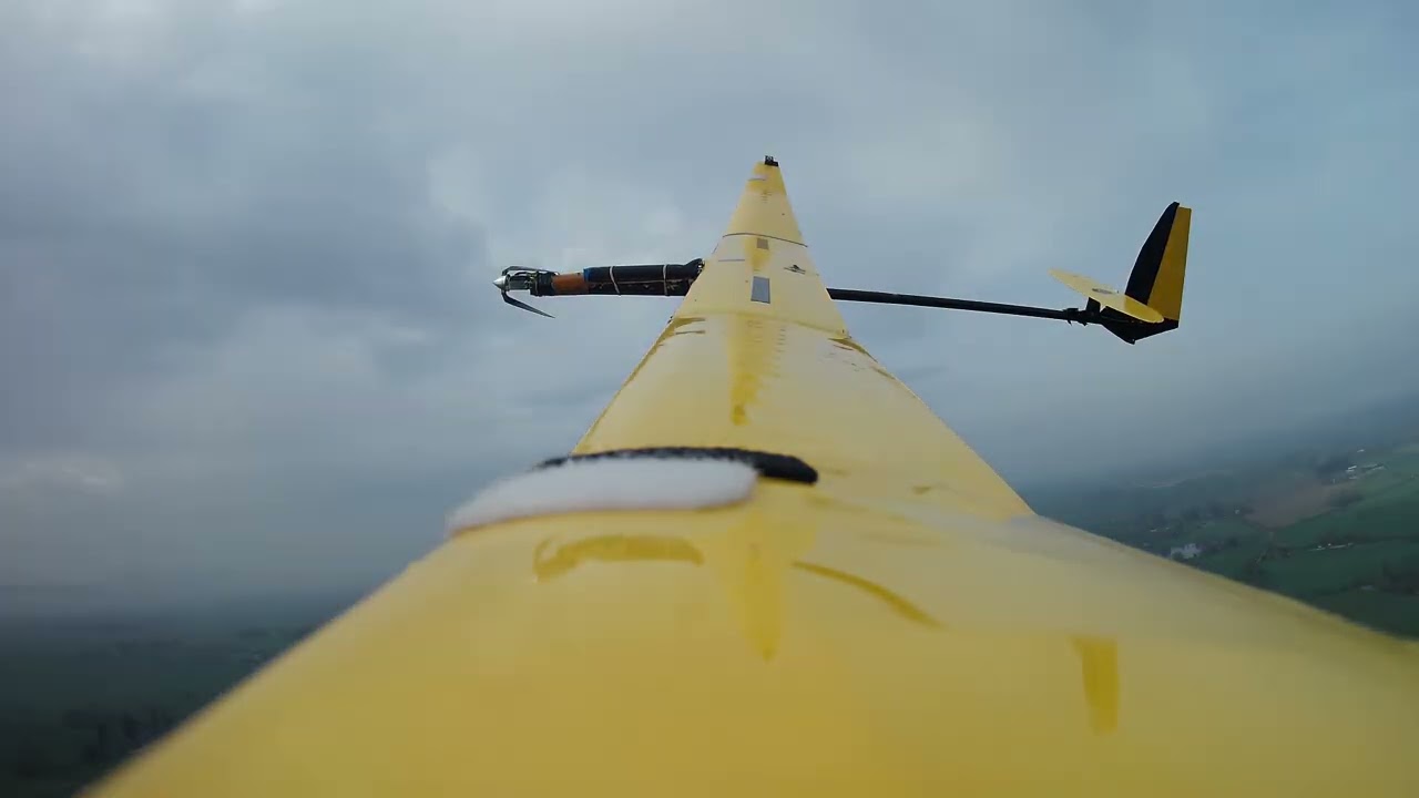 Forton: Big Yellow Rc Glider. Camera on Wing 2/7