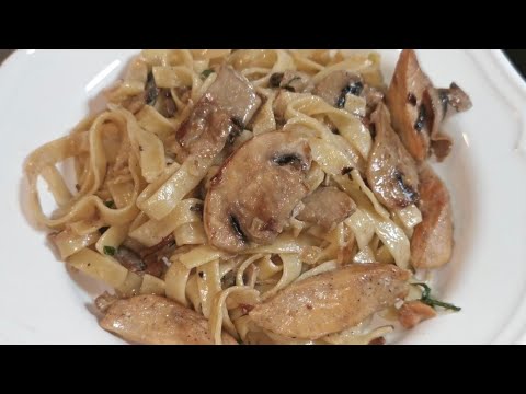 Video: Fettuccine Met Romerige Sous En Kantarelle