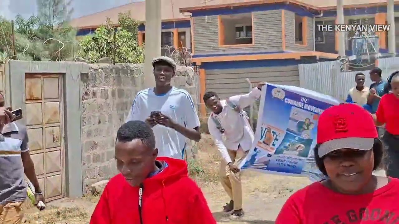 THE COMRADE  MOVEMENT