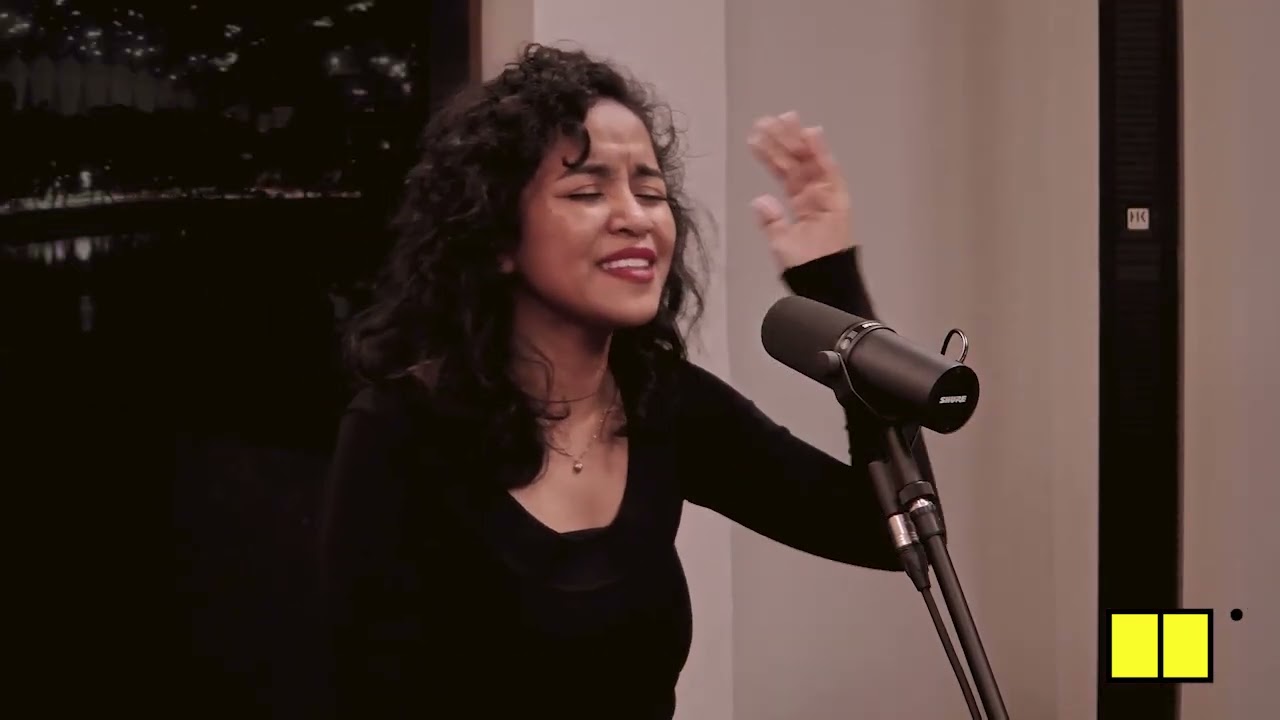 WINDOW WORSHIP SESSION Koda