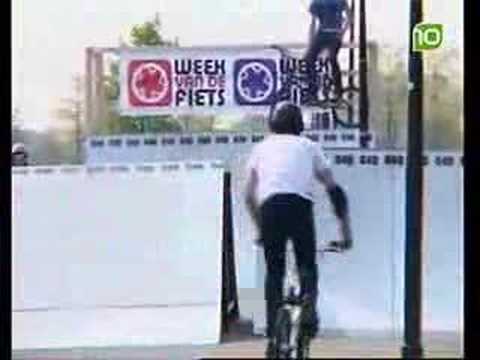 WatNouTV - Vet Hr - BMX Freestyle