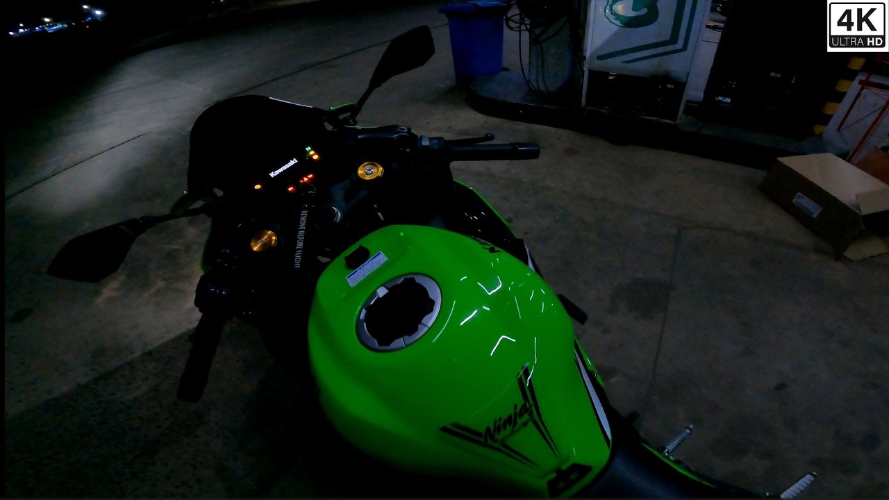 POV Night Ride | 16.000 RPM Kawasaki ZX4R | [Akrapovic ] PURE SOUND | 4K