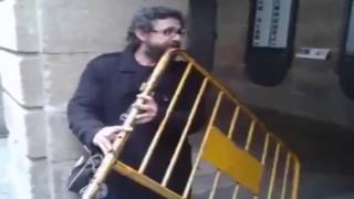 Креативный музыкант!!...