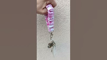Wristlet Scrunchie Keyfob #keyfobwristlet #scrunchie #scrunchiekeyfob #handmade #wristletkeychain