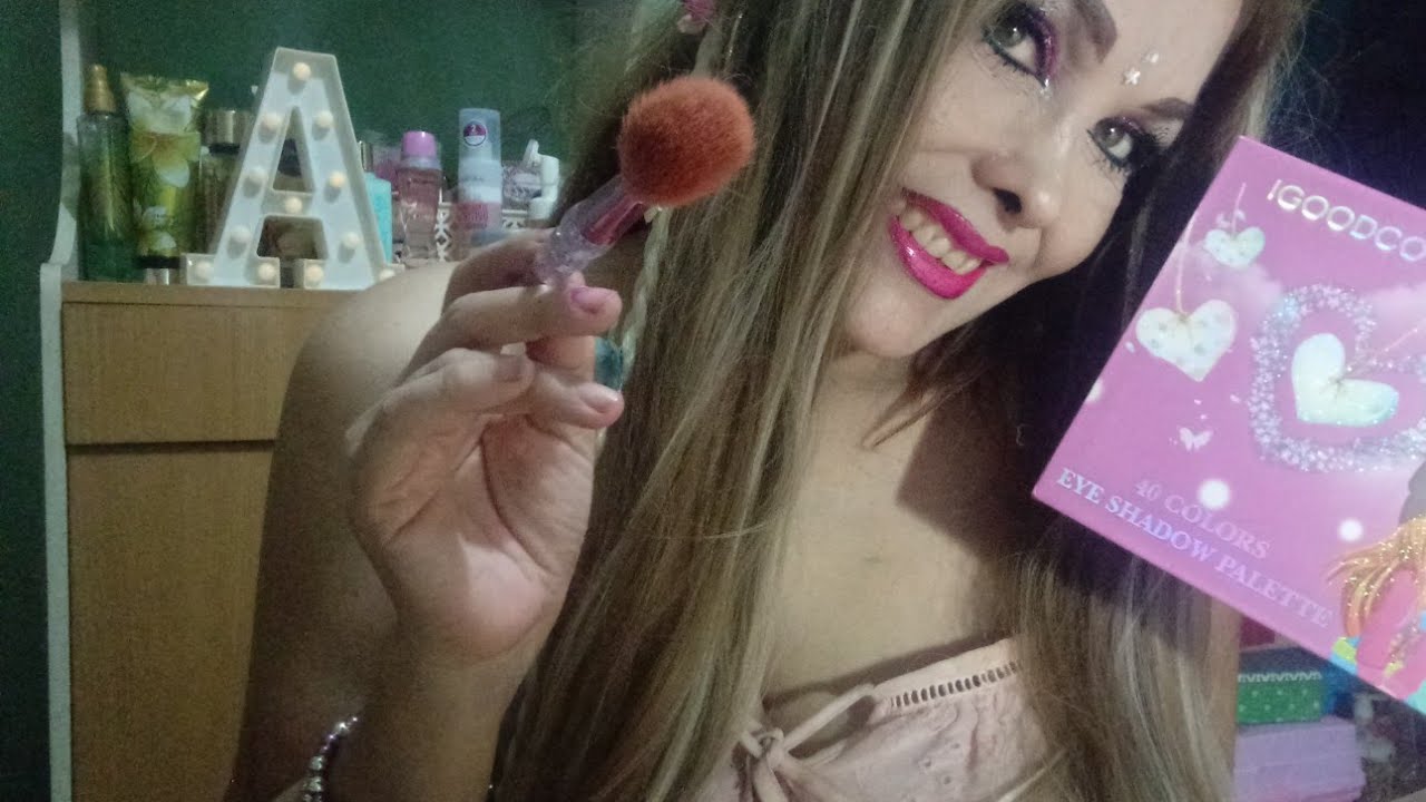 ASMR  barbie *mom* te maquilla relajante mente en toda tu carita