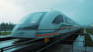 Maglev train in Shanghai at 431km/h full speed