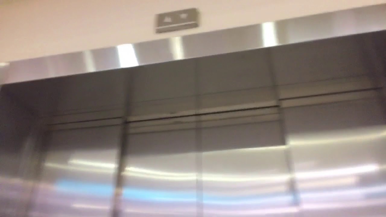 Обзор грузового лифта OTIS 33 Человека 2500 кг.