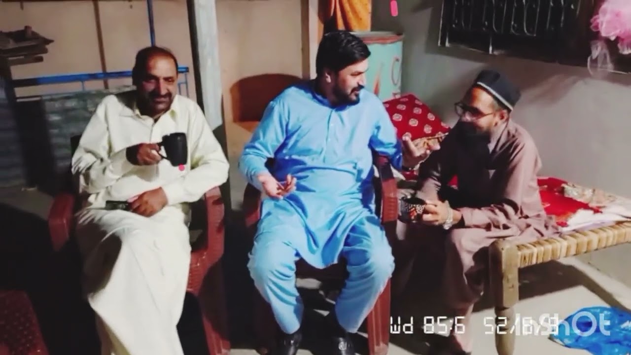 mamu banjy ma lahrai ho gie😜🤣