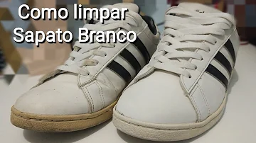 Como tirar o brilho de uma bota de couro?
