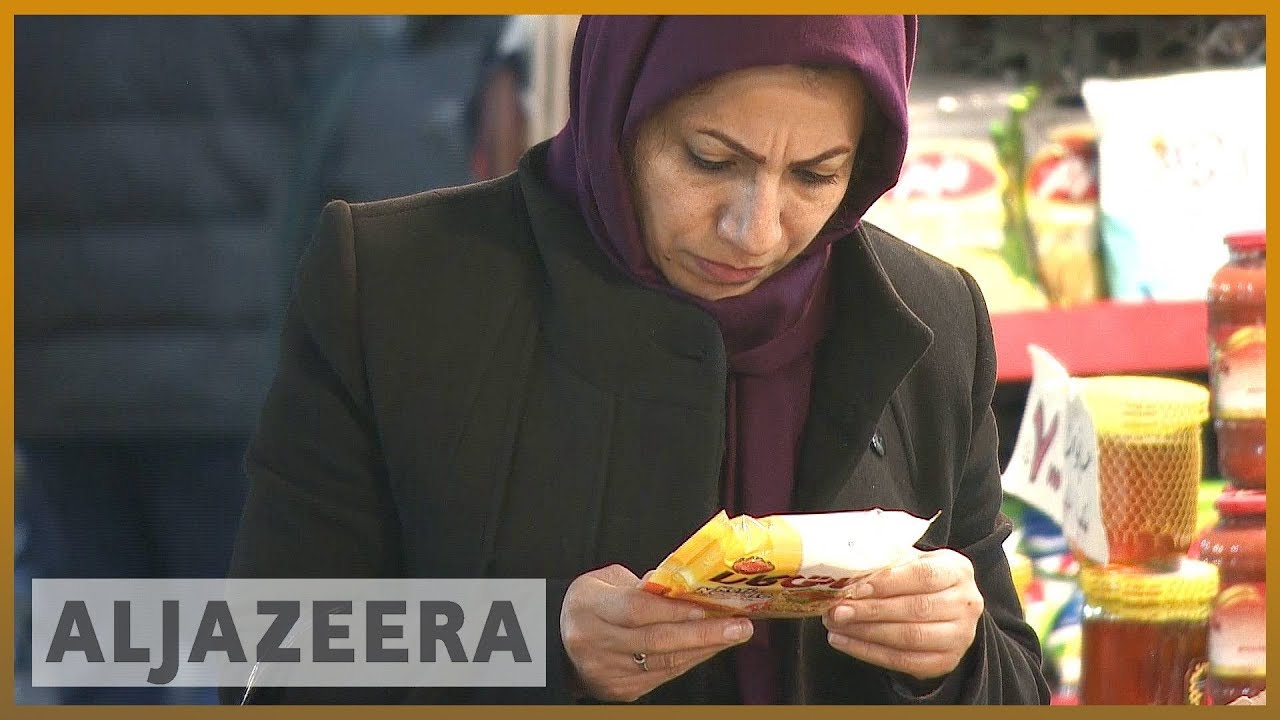 🇮🇷 الحكومة الإيرانية تُلام على تدهور الاقتصاد بعد مرور 40 عامًا | الجزيرة الإنجليزية