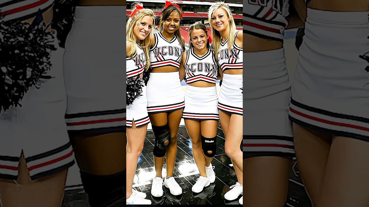 Cheerleadrs with Kneebraces