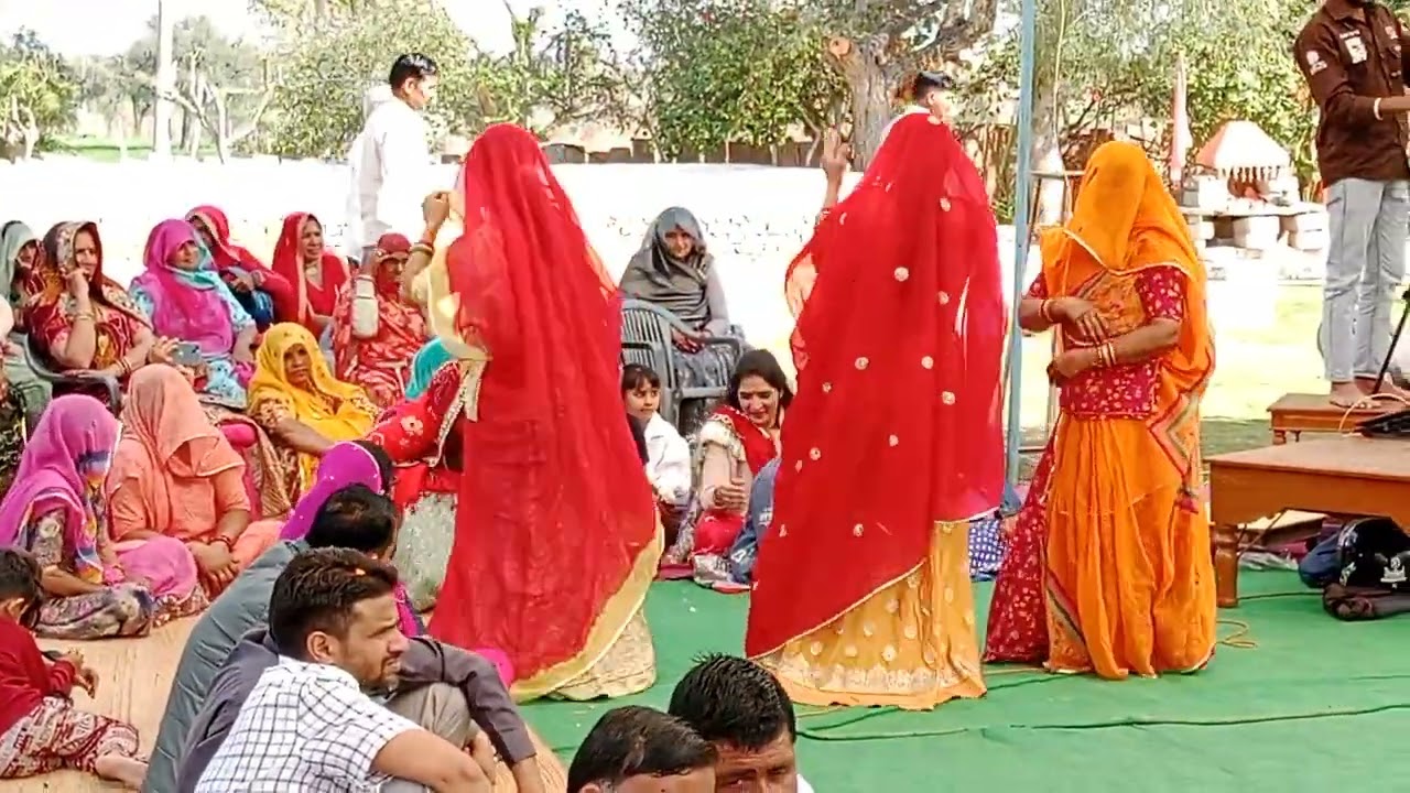 होली धमाल मलेरिया बाईपास आश्रम में