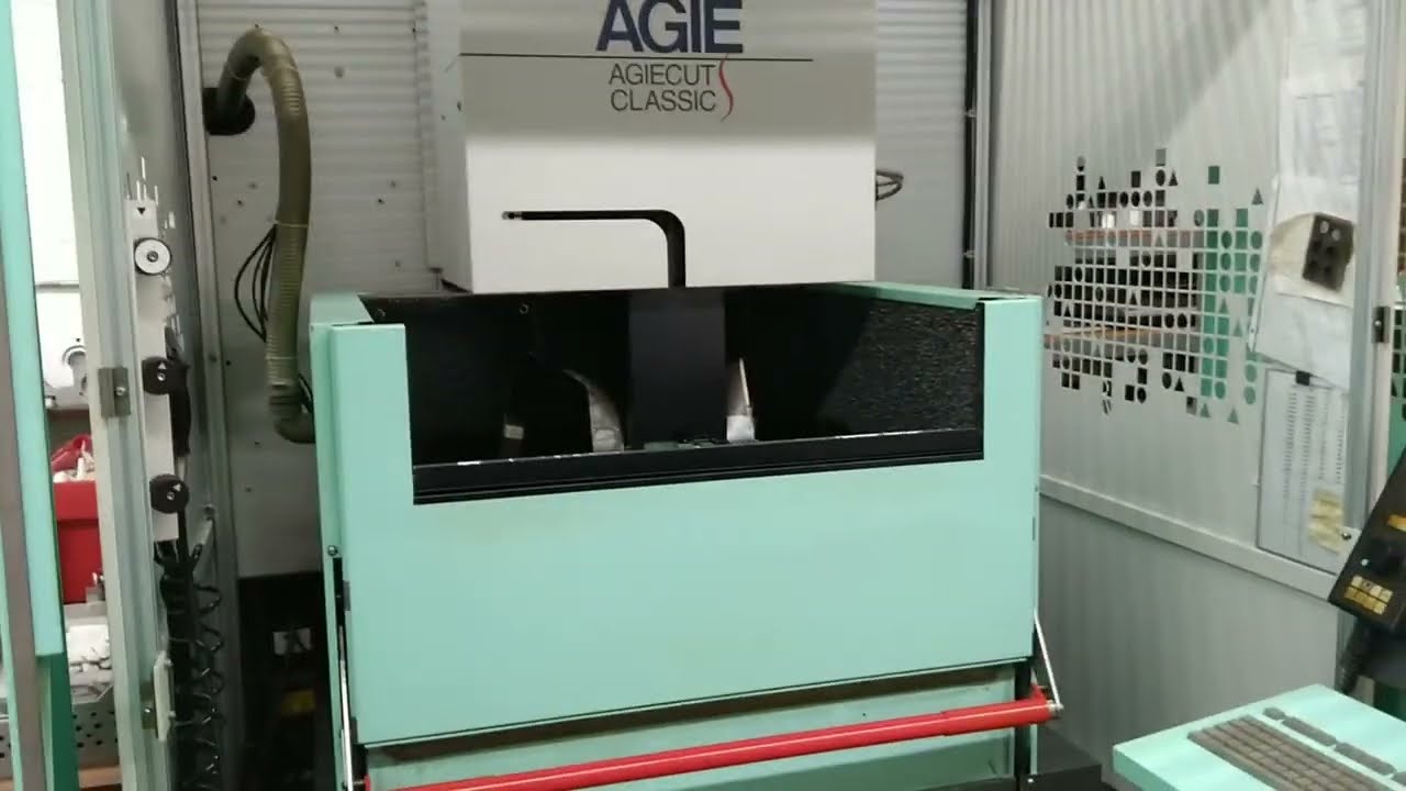 Agie Agiecut Classic 2S CNC Wire EDM, S/N: 667 (2004)
