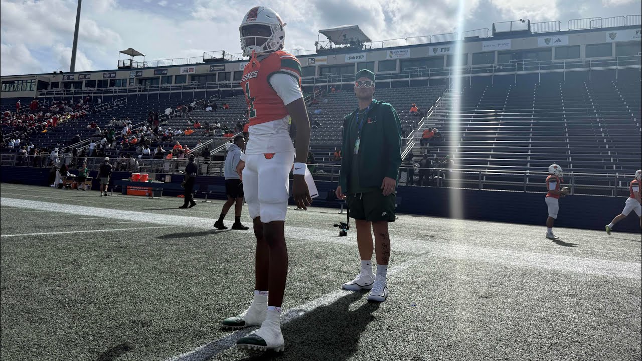 4⭐️ Dereon Coleman throws 3 TDs for Jones HS in the 4A STATE TITLE GAME vs American Heritage. 