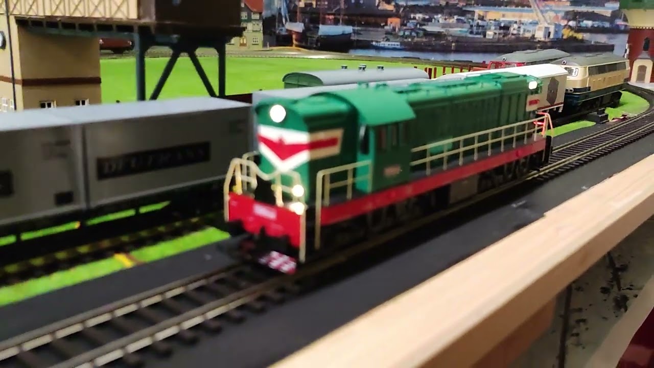 Čmelák T 669 0540  PIKO H0