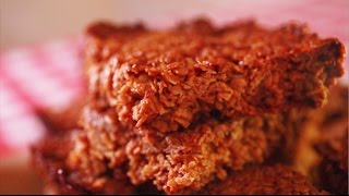 Molly Makes Flapjacks | Swipe TV | @RTÉ Kids | @RTÉ Kids screenshot 3
