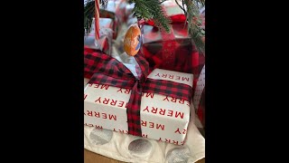 Lizzys Life Hacks-Wrapping Paper Is Your Best Friend In Holiday Decorating