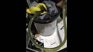Flushing out 15 years of power steering grime in 5 seconds (2009 BMW E61 w/N53, CHF 11s fluid) @varArnfjorBjarmason