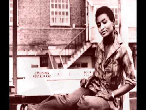 Viola Wills - Up On The Roof