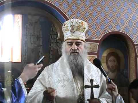 მღვდელი განათლების წინააღმდეგ