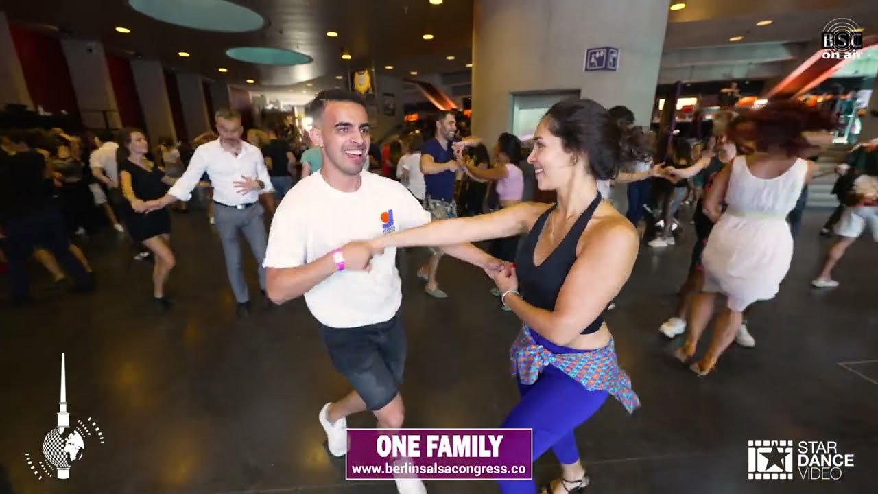 Abdati Laatigue & Sophia Safran ~ afternoon social dancing @ Berlin Salsacongress Productions 2023