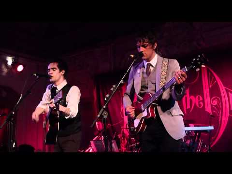 northern-downpour---panic!-at-the-disco-(live-at-bush-hall)