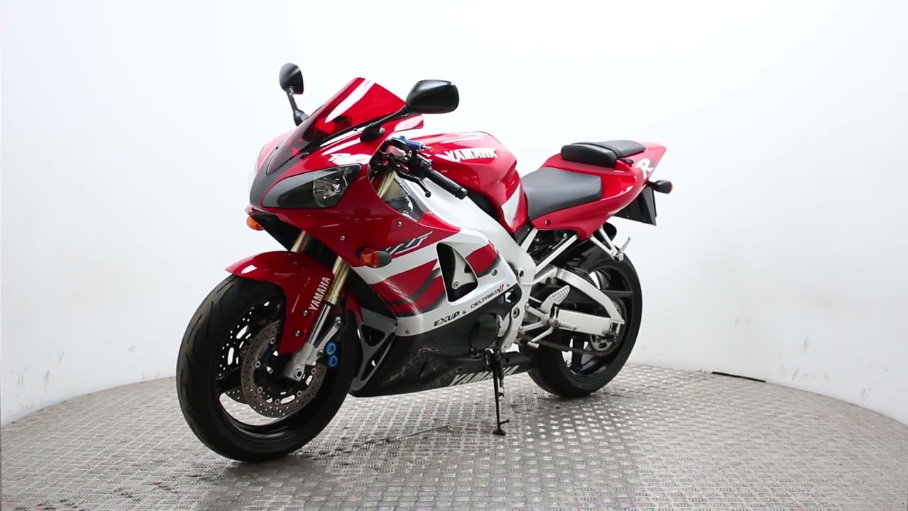 2001 Yamaha YZF-R1 - YouTube
