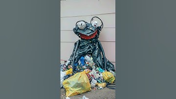 Bro turned into Kermit the frog🤣 #poppyplaytime#kirmitthefrog