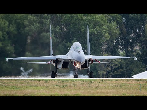 J-11BS Démonstration en solo | Salon aérien de Changchun 2025