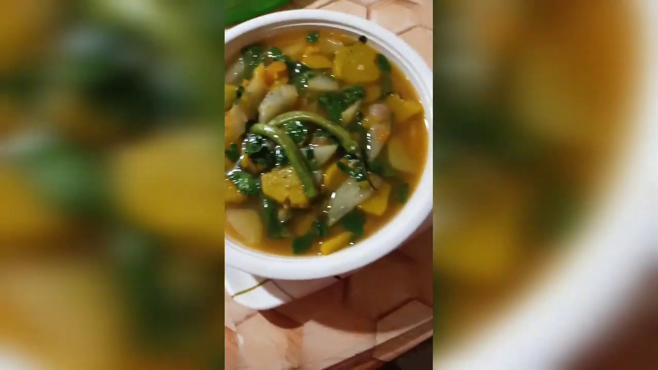 Pinoy Recipe// Ginisang Kalabasa At Papaya Na May Dahon Ng Malunggay
